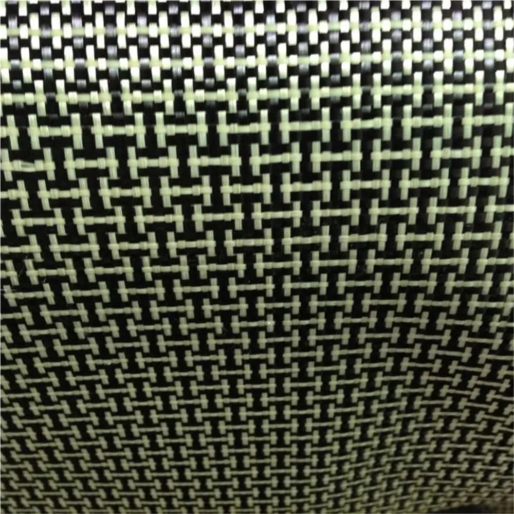 Gelbes Kevlar- und Kohlefaser-Mischgewebe, einfarbiges Hybrid-Carbon-Kevlar-Gewebe, 1100D / 3K, 200 g/m², 100cm X100cm