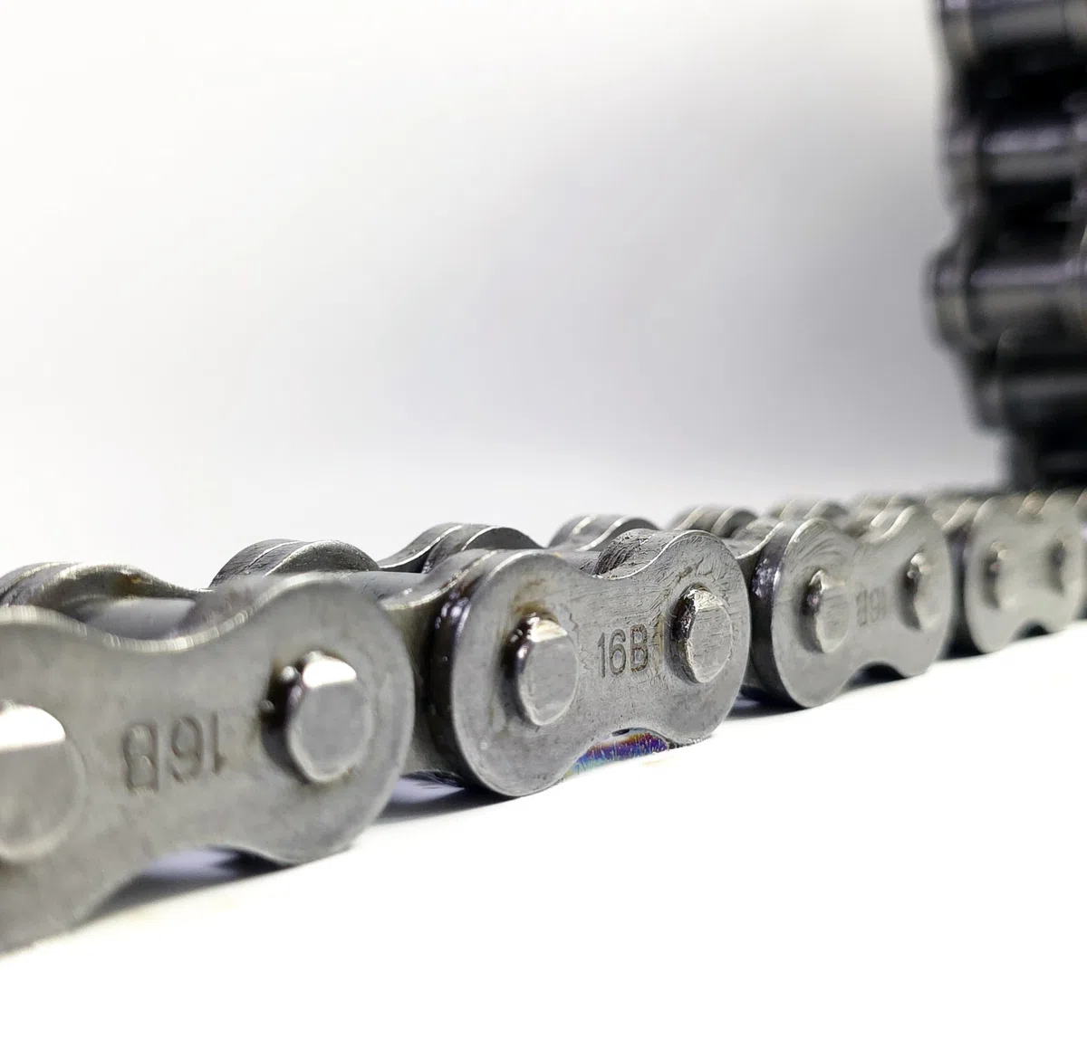 5m Rollenkette 16B-1 (25,4 mm) Einreihig Simplex nach DIN 8187 / ISO 606 – Hochleistungskette aus gehärtetem Stahl für Großanlagen & Landwirtschaft inkl. Kettenschloss/Verbindungsglied