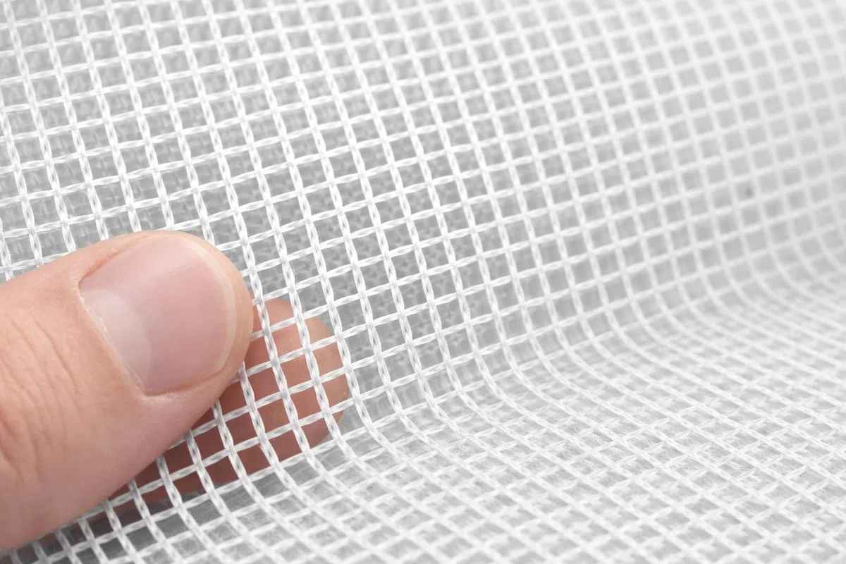 Armierungsgewebe 165 g/m² 1 x 50 m mit 4 x 4 mm Maschenweite – reißfestes Glasfasergewebe für Putz, WDVS und Fassade – alkaliresistent – innen und außen