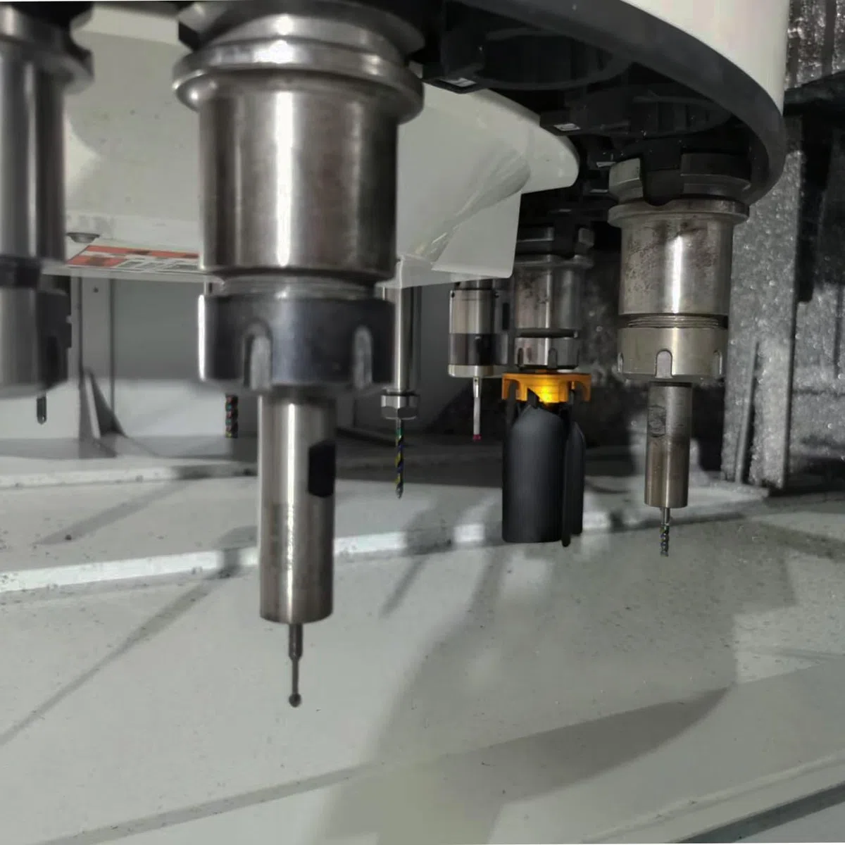 Tools CNC-Maschinen-Spanentferner, Chip-Reiniger, hohe Leistungsentfernung, 4 Rillen, D16-Schaft, aufgeklappte Größe 260 mm, 1 Stück
