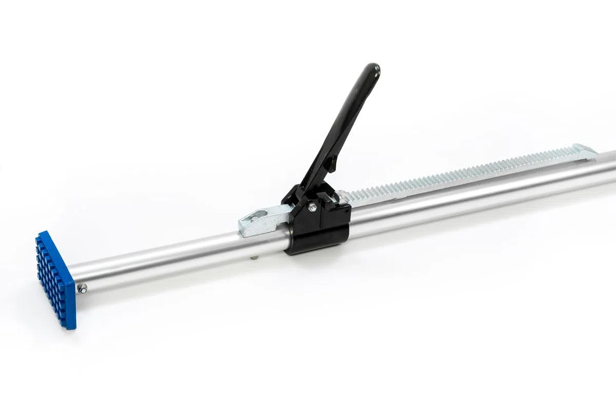 Alu Klemmbalken mit Gummifüßen zur Transportsicherung Klemmstange Ladungssicherung Trennstange KFZ PKW LKW Anhänger Universal-Spanner für Fahrzeuge Ausziehbar 1,30-1,67 m