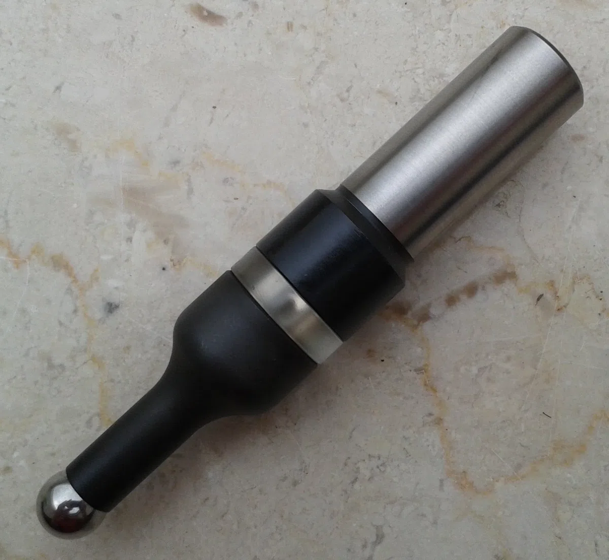 Kantentaster mit Leuchtanzeige D16mm