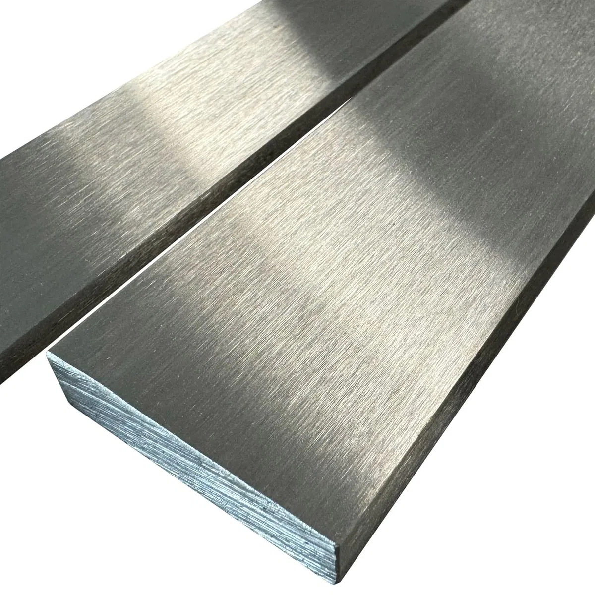 Blech + Profil Edelstahl Flachstahl 50x6mm geschliffen Flacheisen 1500mm / 150cm Flachstab K240 geschliffen satiniert Zuschnitt Innen & Außen DIY