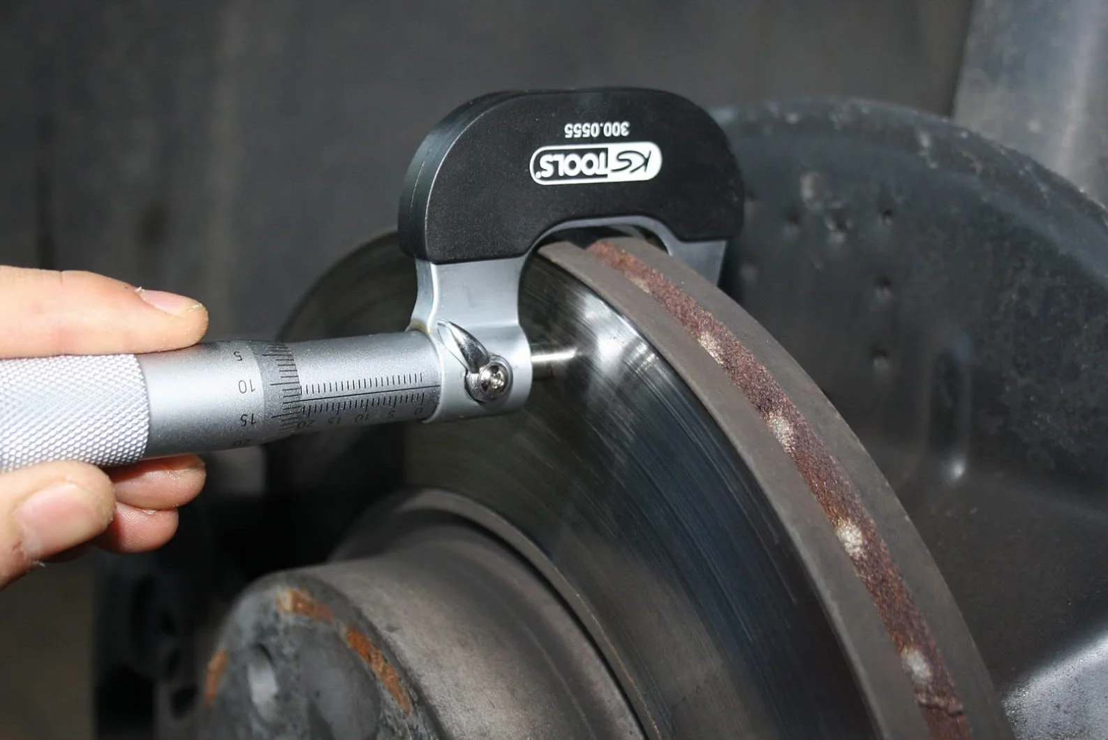 KS Tools 300.0555 Bügelmessschraube, 0-25mm