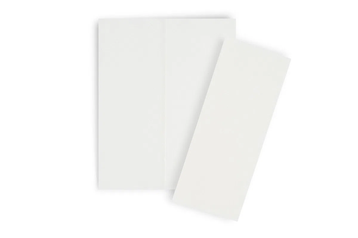 Hypafol Papierhandtücher 4000 Blatt | weiß | 2-lagig, 24x21 cm | praktischer V-Falz für Handtuchspender in Toiletten, Büros, Praxen & Studios