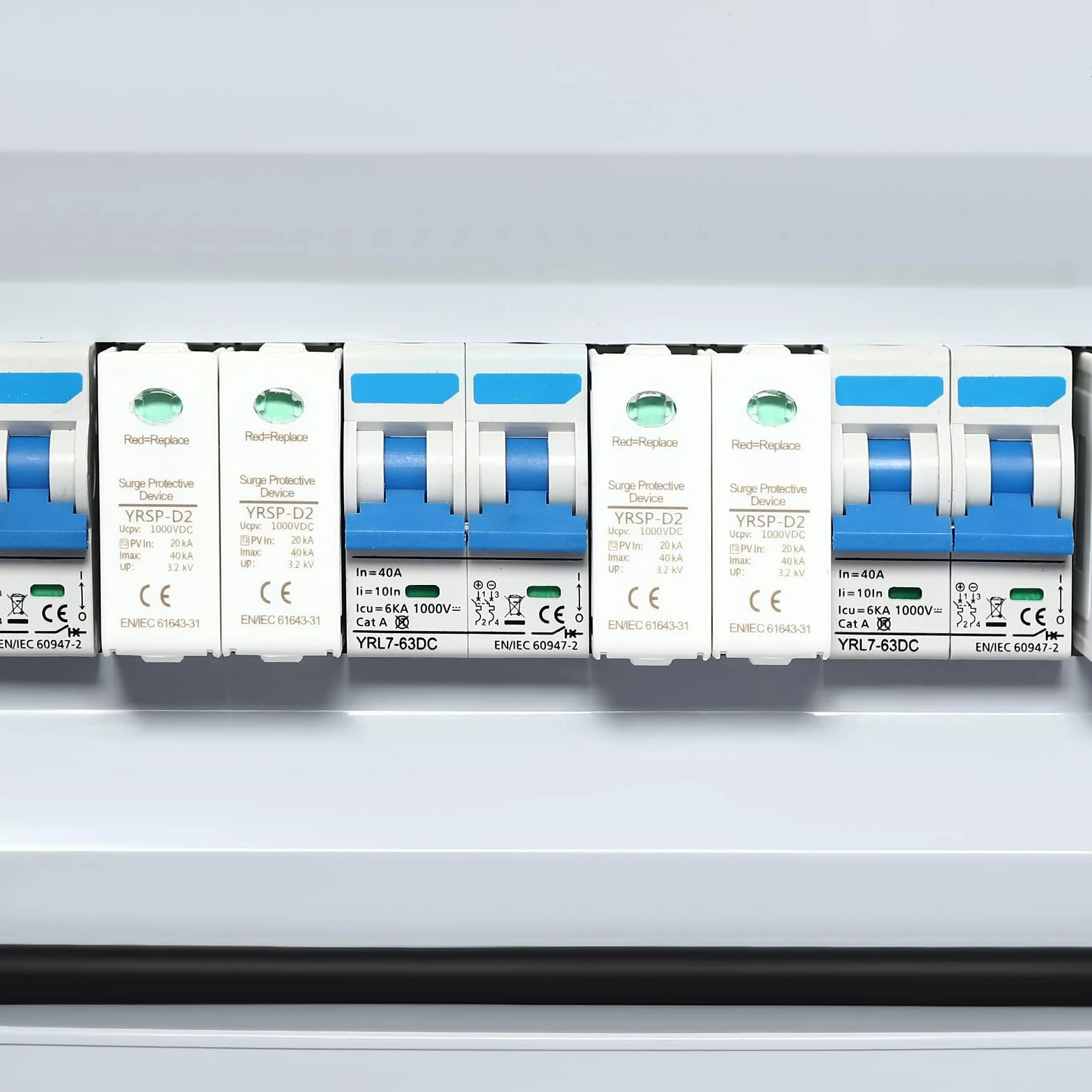 Solar Combiner Box, Überspannungsschutz pv 3 in 3 out dc 1000V Trennschalter pv anlage 25A/40A Kurzschlussschutz für Photovoltaik-Anlagen (40A)